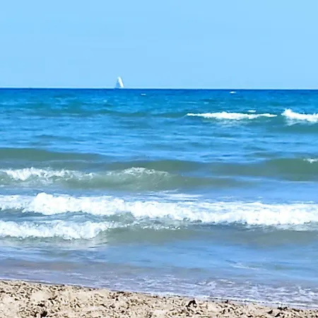 36 2 L'air Marin Penthouse Climatise Netflix Stationnement Gratuit Acces Direct Autoroutes Et Plages Casa vacanze Narbona