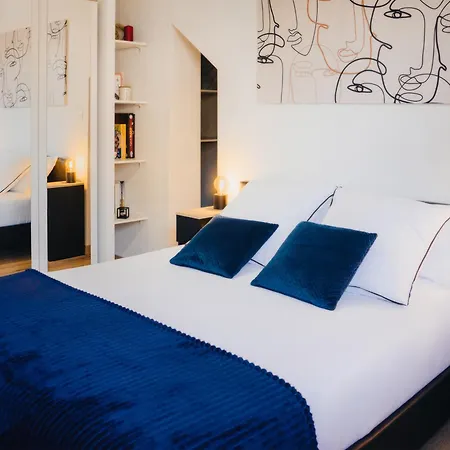 36 2 L'air Marin Penthouse Climatise Netflix Stationnement Gratuit Acces Direct Autoroutes Et Plages *