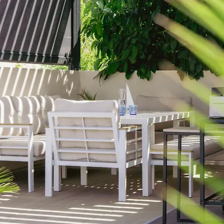 36 2 L'air Marin Penthouse Climatise Netflix Stationnement Gratuit Acces Direct Autoroutes Et Plages 度假居 *