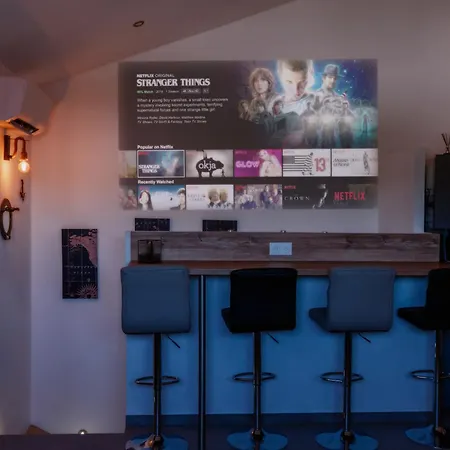 度假居 36 2 L'air Marin Penthouse Climatise Netflix Stationnement Gratuit Acces Direct Autoroutes Et Plages