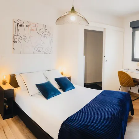 36 2 L'air Marin Penthouse Climatise Netflix Stationnement Gratuit Acces Direct Autoroutes Et Plages 度假居