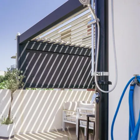 度假居 36 2 L'air Marin Penthouse Climatise Netflix Stationnement Gratuit Acces Direct Autoroutes Et Plages
