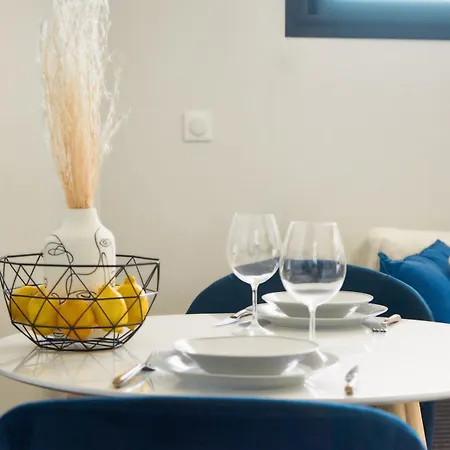 Feriehus 36 2 L Air Marin Penthouse Clim Free Park Ecran Geant Netflix Acces Direct Autoroute Et